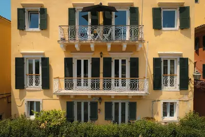 Image de LSquare Landmark Apartment with Palace views