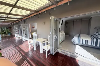 Image de Spacious 3-bedroom house with Ac and amazing sea views in lovely Durban North
