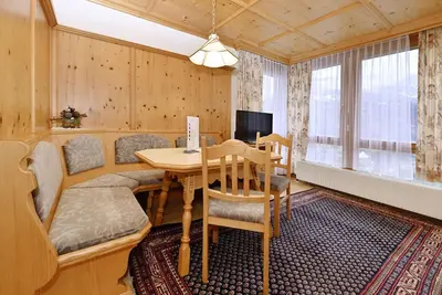 Image de Cozy Alpine Apartment with Breathtaking Views – Rundblick 3