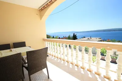 Image de Apartment for 5 people with balcony, sea view and parking in Dramalj