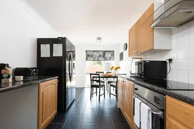 Image de Leaside House - Good access links across Southampton & New Forest