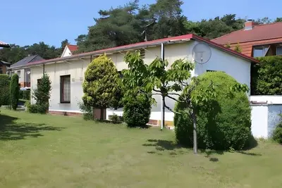 Image de Bungalow de vacances pour 4 personnes, 32 m², jardin commun, terrasse et Wi-Fi