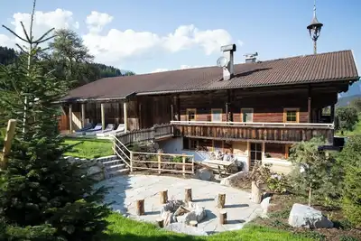 Image de Exclusive chalet with sauna, huge garden + whirlpool