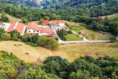 Image de Entire farmhouse for 10 guests with 3 bedrooms and 3 bathrooms - Liguria
