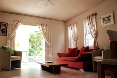 Image de Quiet semi-detached house with 2 bedrooms, terrace and garden