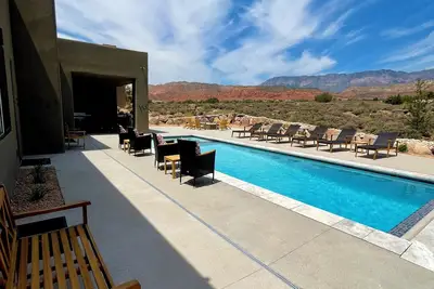 Image de Stunning Redrock Oasis 3 bedroom home with 360 views, Pool, Near Zion