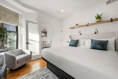 Image de Contemporary Cove + Family Friendly | Suite 10