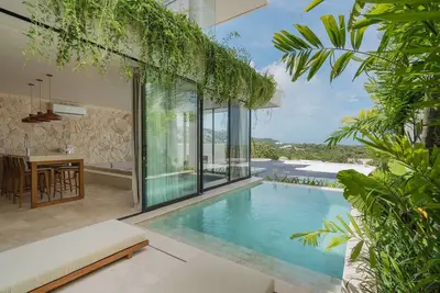 Villa Beyond  Seashell