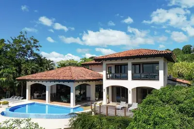 Image de Villa Las Brisas: Ocean View and Walk to the Beach