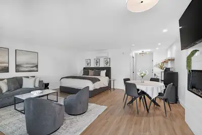 Image de Mytic Inn suite #3-stylish modern