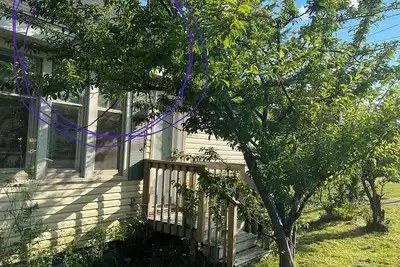 Image de Waterfront Home In Popular West End With Rooftop Patio!