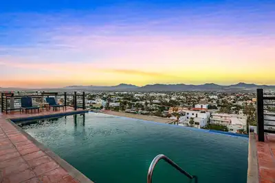Image de Morgan Residences 508 @ Boutique Hotel with pool, gym & spa