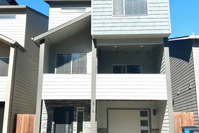 Image de Charming 3-bedroom house in a wonderful Vancouver neighborhood