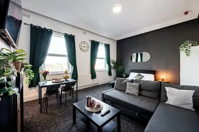 Image de Spacious City-Centre Apartment · Sleeps 4 - 21157