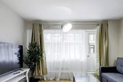 Image de Amazing 1 Br unit in downtown Montreal