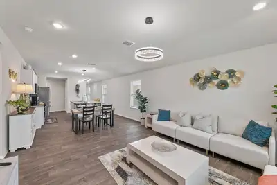 Image de Brand-New Home - Near Fort Sam & Randolph - Safe