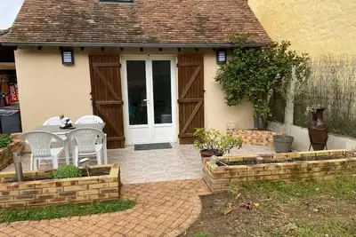 Image de Homerez - Charmant studio avec terrasse à Chenou