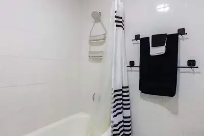 Image de Beautiful 2-Bedroom BeachFront Condo, Sleeps 9 in Charming Luquillo