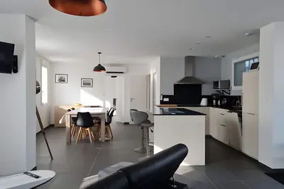 Image de Maison du clocher - Confortable, vacances à pied