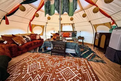 Image de Moo-Tel Yurt