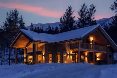 Image de Lakelodge 10p - Cinq Chambres Chalet, Couchages 10
