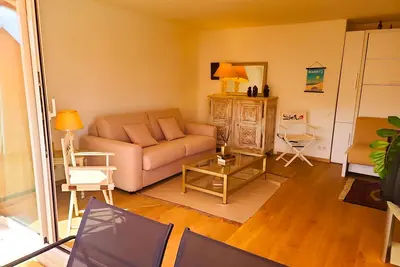 Image de Plein Sud Biarritz: tout à pied, appartement rénové, terrasse, parking sous sol