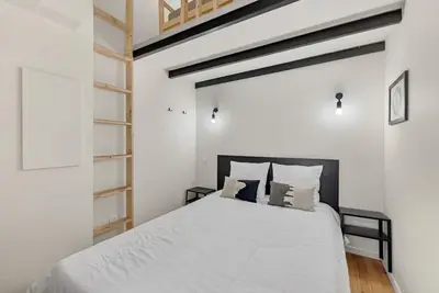Image de 1 chambre / 3 minutes de la plage / Climatisé