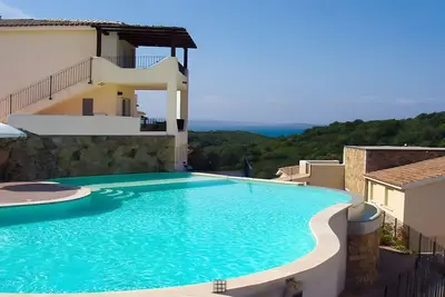 Image de Appartement 'Simone' avec vue mer, piscine partagée et climatisation