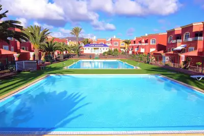 Image de Apartment with Wifi, swimming pool, close to downtown and beaches