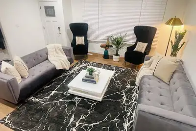 Image de Westend Cozy stay, West Edmonton Mall 7 mins, Dt /Rogers place 14 Mins