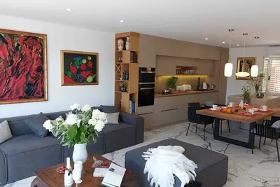 Image de House Dalma with pool and parking