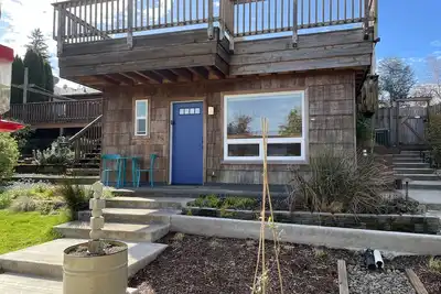 Image de Hummingbird Cottage - Cozy 1 Bedroom Cottage in Portland
