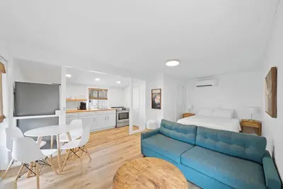 Image de Short walk to Kure Beach, Pier, & Restaurants