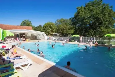 Image de ZEcamping 4* familial parc aquatique animaux acceptés locatif Bbq 16m2