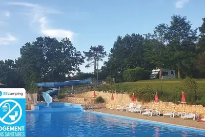 Image de ZEcamping 4* animé parc aquatique chiens acceptés locatif 35m2 4 pers
