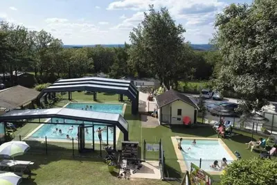 Image de ZEcamping 4* familial animaux acceptés parc aquatique et restaurant