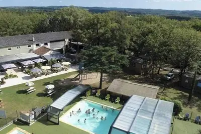 Image de ZEcamping 4* animé parc aquatique animaux acceptés locatif Bbq 16m2