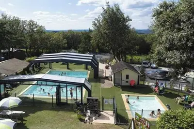 Image de ZEcamping 4* familial parc aquatique locatif Bbq 18m2 5 pers