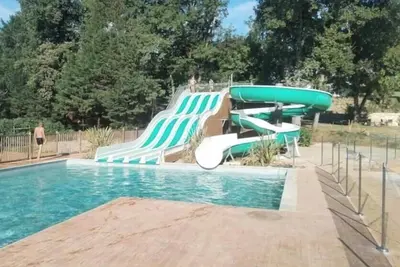 Image de ZEcamping 3* espace aquatique chiens acceptés fitness locatif Tv Bbq