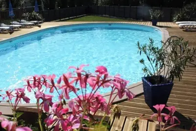 Image de ZEcamping 3 étoiles piscine chauffée dog friendly tente 23m2 5 pers