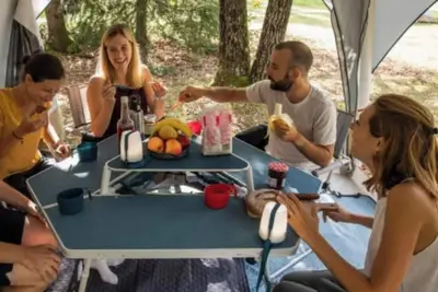 Image de ZEcamping 3* espace aquatique animaux acceptés fitness tente 28m2