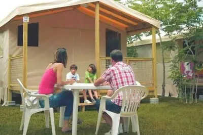 Image de ZEcamping animé espace aquatique chiens acceptés locatif 19m2 5 pers