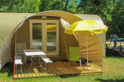 Image de ZEcamping 4* piscine couverte piscine chauffée locatif 4 pers