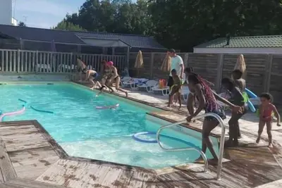 Image de ZEcamping 3* piscine chauffée toboggans locatif 16m2 4 pers