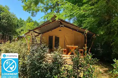 Image de ZEcamping 3 étoiles piscine couverte piscine chauffée locatif 20m2