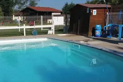 Image de ZEcamping 3 étoiles piscine couverte locatif Bbq 4 pers
