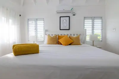 Image de Eshae Living - Uniquely Modern Beach House 3
