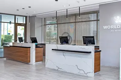 Image de Spacious 2br  Near Disneyland-Pool, Hot Tub, Full Kitchen - July 1-8