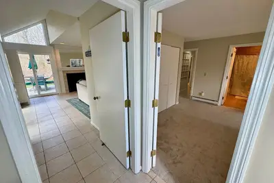 Image de New for 2026 - Endicott 3br 3ba End-Unit Steps from the Arbor Pool!