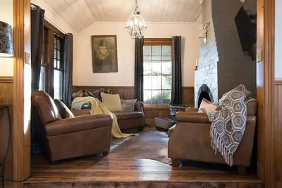 Image de Rosey Knoll Cottage ~ Cottage with delights of modern life